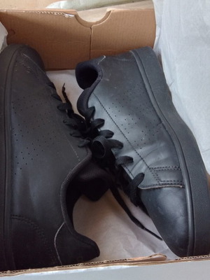 Adidas Advantage sneakers μεταχειρισμένα, νούμερο 40, μαύρα