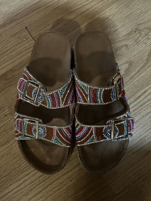 Sandals used, size 39, platform style
