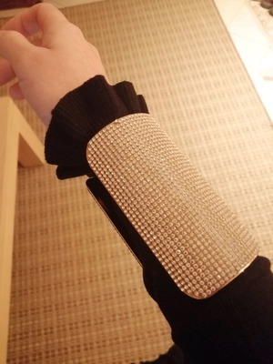 Bracelet cuff used with strass