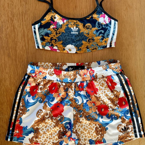 Adidas women's floral set like new, sizes 38 and 40