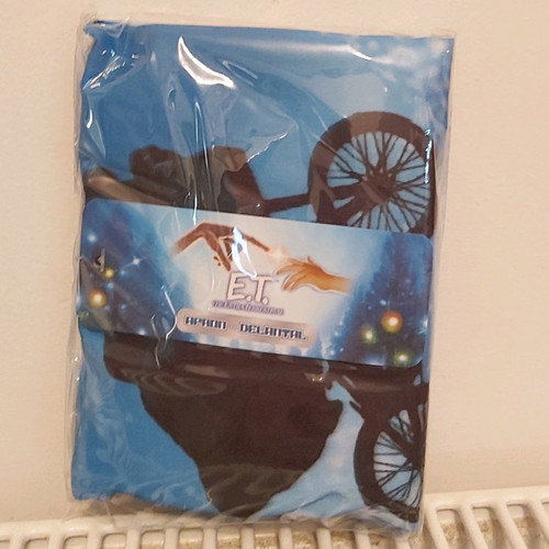 ET The Extraterrestrial kitchen apron new, official product