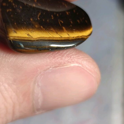 Tiger's Eye set new, 3 samples with strong iridescence