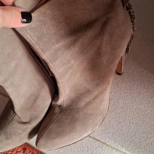 Suede ankle boots like new, gray, size 39