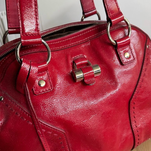 YSL - Yves Saint Laurent Muse red patent leather handbag used