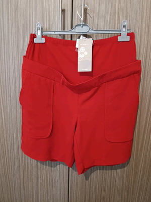 Prenatal maternity shorts red, new, size L