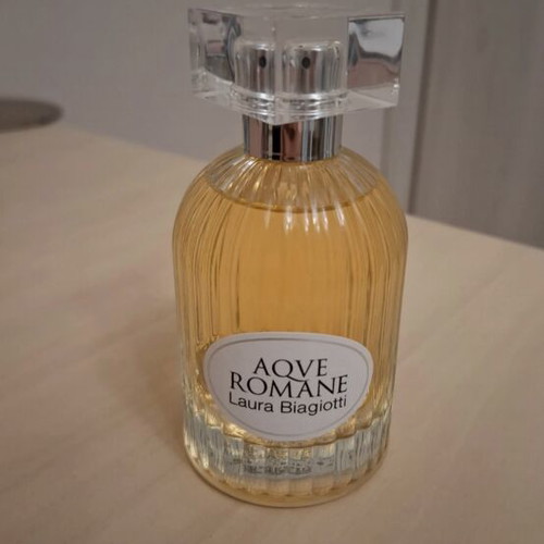 Laura Biagiotti Aqve Romane Ambrosia Urea 100ml like new, less than 5ml missing