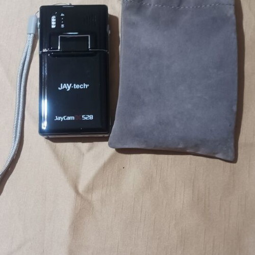 Jay-Tech JayCam DC528 video camera like new, 2.4-inch LCD