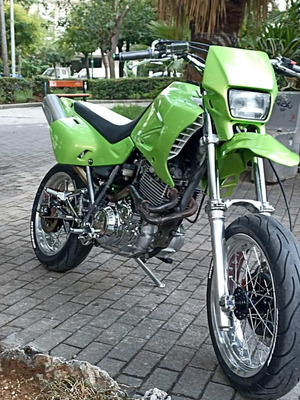Yamaha XT 600 μεταχειρισμένο μοντέλο 2004, νικέλ