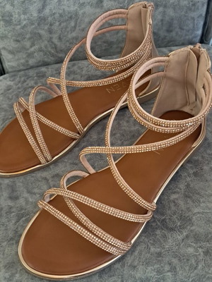 Seven summer sandals like new, size 39, pink-gold