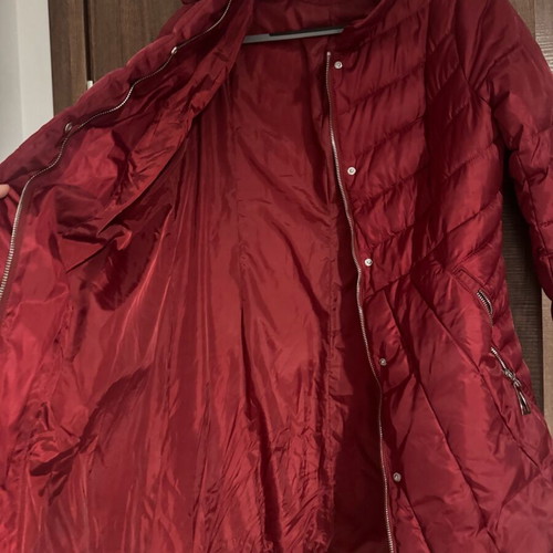 Burgundy jacket like new, size M/L, red