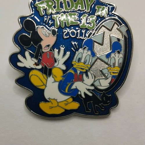 Disney World Pun Pin Limited Edition like new, multicolor