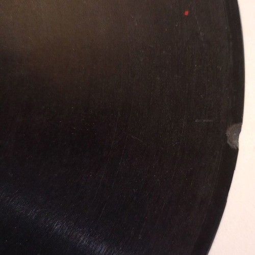Columbia 78 rpm record used, D.G. 161 with Greek tango songs