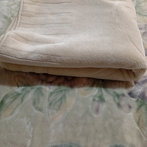 Baby blanket 90x1.20 like new, used very little