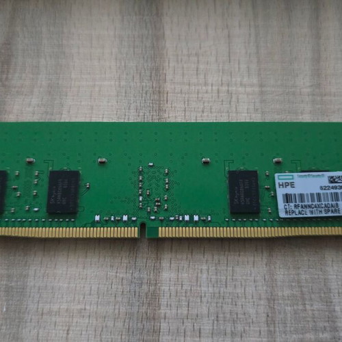 Hynix HMA81GR7AFR8N-UH 8GB DDR4-2400MT/s PC4-19200 ECC Registered Memory Module like new