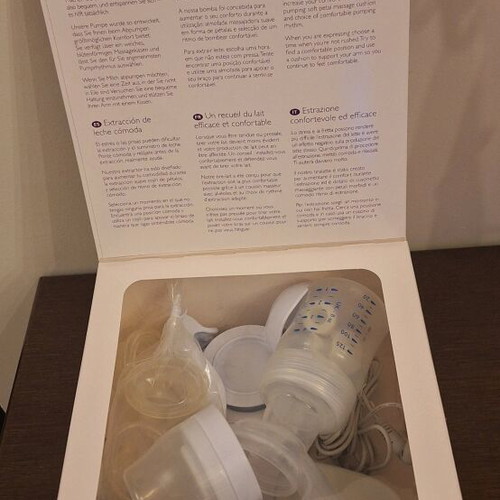 Philips Avent electric breast pump like new