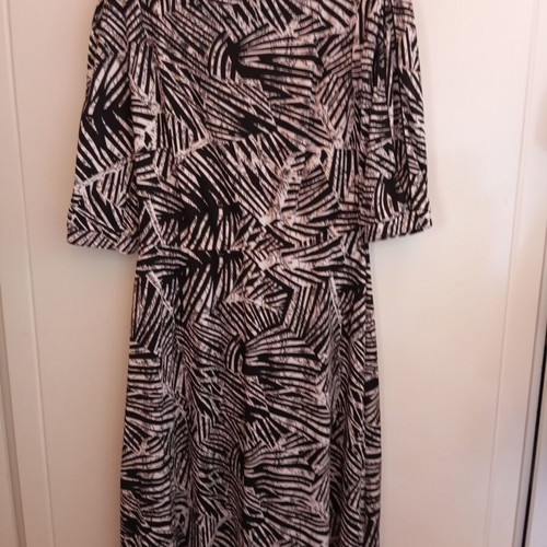 Vintage dress like new, classic design
