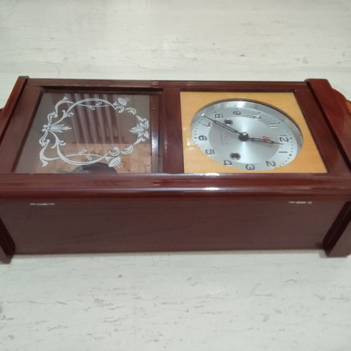 Wooden Vintage Wall Pendulum Clock