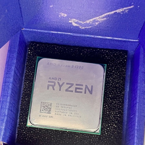 AMD Ryzen 3 1200 AF 3.1GHz Quad-Core Processor for Socket AM4 like new