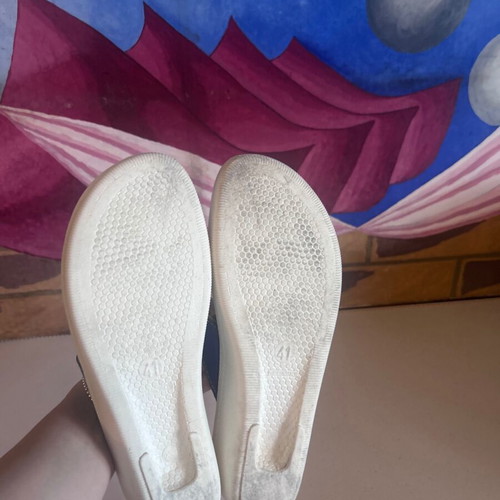 Naturelle Anatomical Flip Flop Sandals Size 41 Like New White Mauve