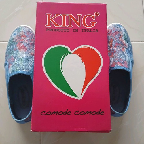 Dexim women's slip-on shoes new, colorful with floral lace design