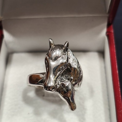 Unisex Silver Ring with 4 Diamonds Like New
