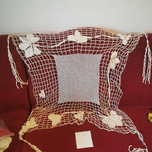 Vintage square handmade like new, size 75/80