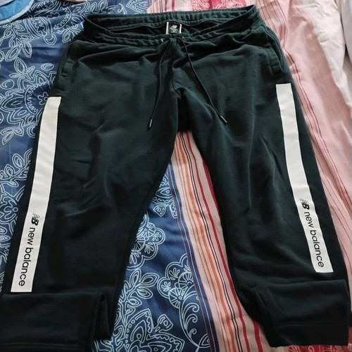 New Balance XL tracksuit used, black