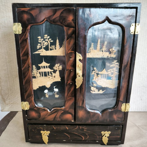Vintage Chinese wooden jewelry box shaped like a wardrobe, like new
