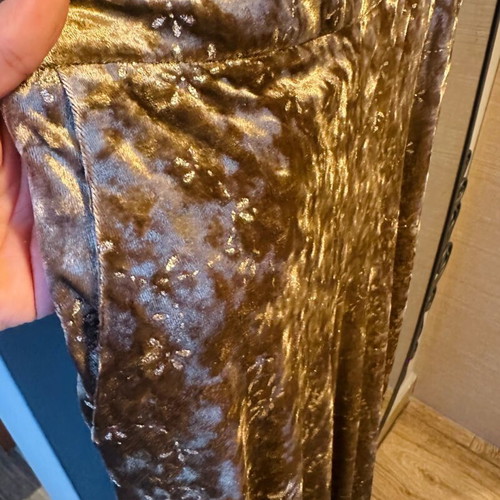 Zara pants gold like new, XS size