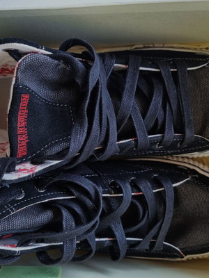 True Religion Hanabel Hi μποτάκια μεταχειρισμένα, μέγεθος 43, μαύρος καμβάς