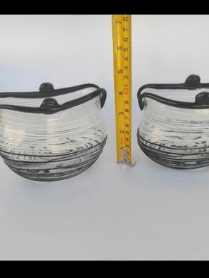 Glass decorative pieces pack of 2, like new