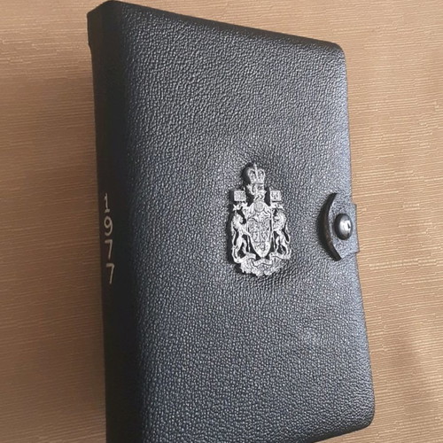 Canadian commemorative coin collection 1977 in luxury leather case new