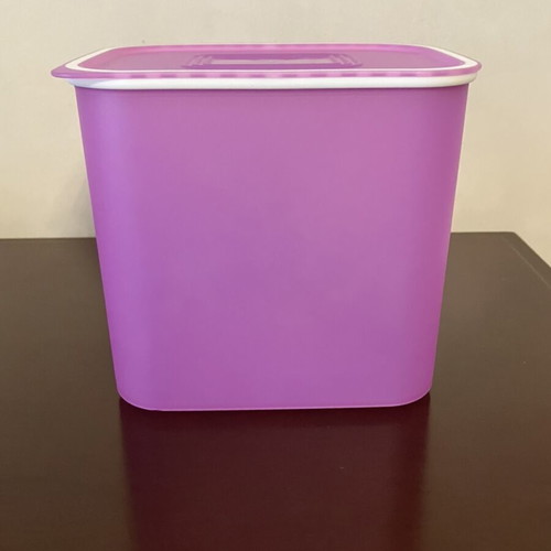 Tupperware basic purple canister 2.1L new