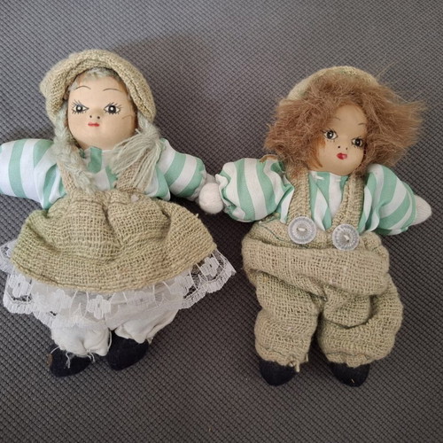 Porcelain doll pair vintage, like new, collectible