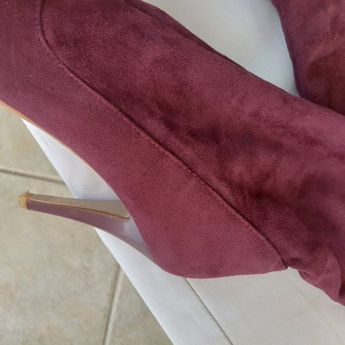 Over the knee boots like new, size 38, burgundy red