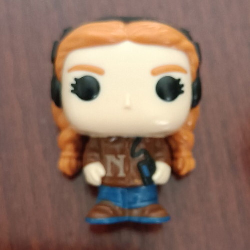 Kinder Joy Strange Things Max figure new without wrapper