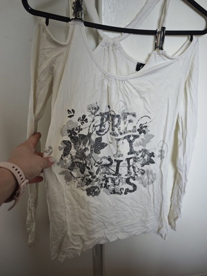 Women's long-sleeve shirt with designs used, white, size S