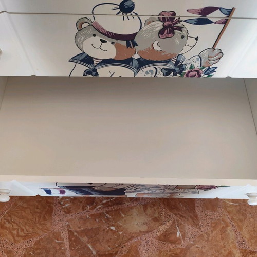 Children's dresser kitten handmade used in excellent condition