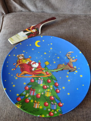 Christmas porcelain platter and spatula used, festive design