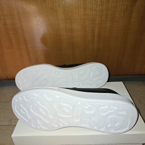 Loafer shoes size 43 new black and white