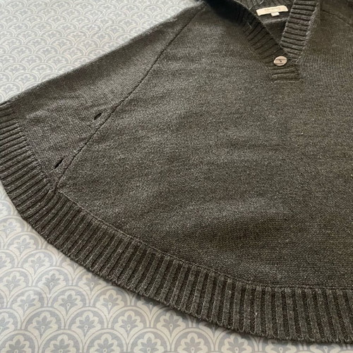 Premaman cape dark gray like new, fits small