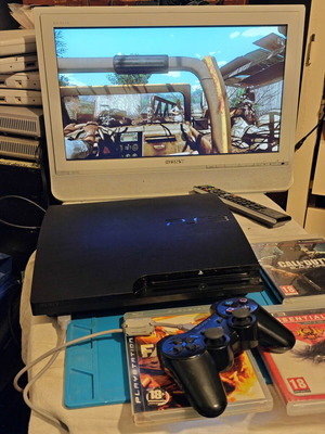 Sony PlayStation 3 Slim κονσόλα 150GB με 3 παιχνίδια και χειριστήριο