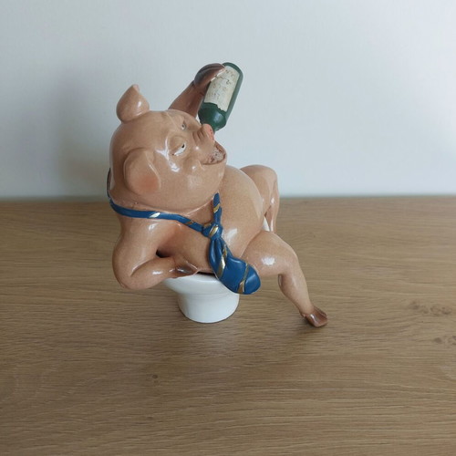 Decorative pig figurine like new, 15 cm height