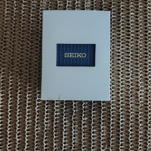 Seiko 5 Nautilus SNKK47 watch like new, unisex