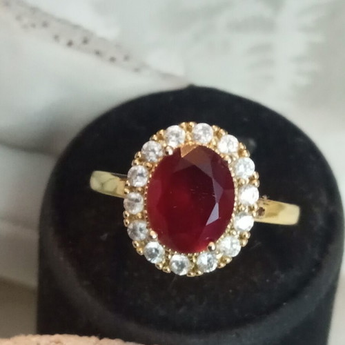 Rosette ring with zircon vintage faux, like new