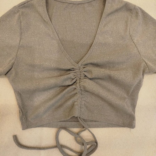 Bershka rib crop top gray like new with ruching and drawstrings