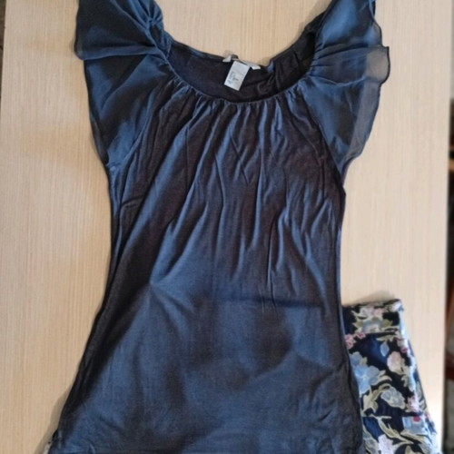 Set floral skirt Ann Taylor size 6/S-M and H&M top S like new