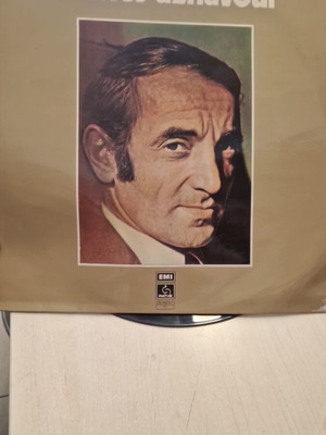 Charles Aznavour LP compilation vinyl record used, EMI Pathé