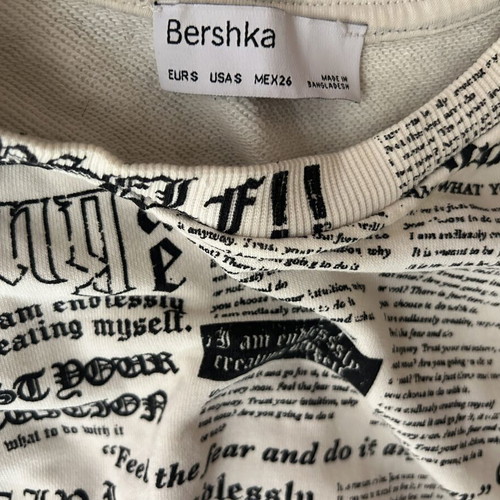 Bershka newspaper print crop top like new, size S
