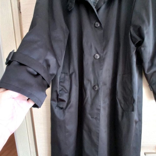 Trench coat classic used, black gabardine with warm lining, size 48